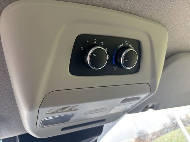 Used 2023 Ford Transit 350 XLT image 22