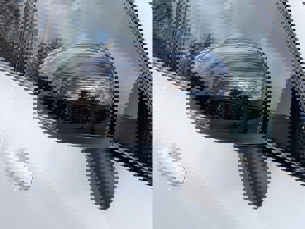 New 2026 Volvo XC60 T8 Core w/ Protection Package Premier image 18