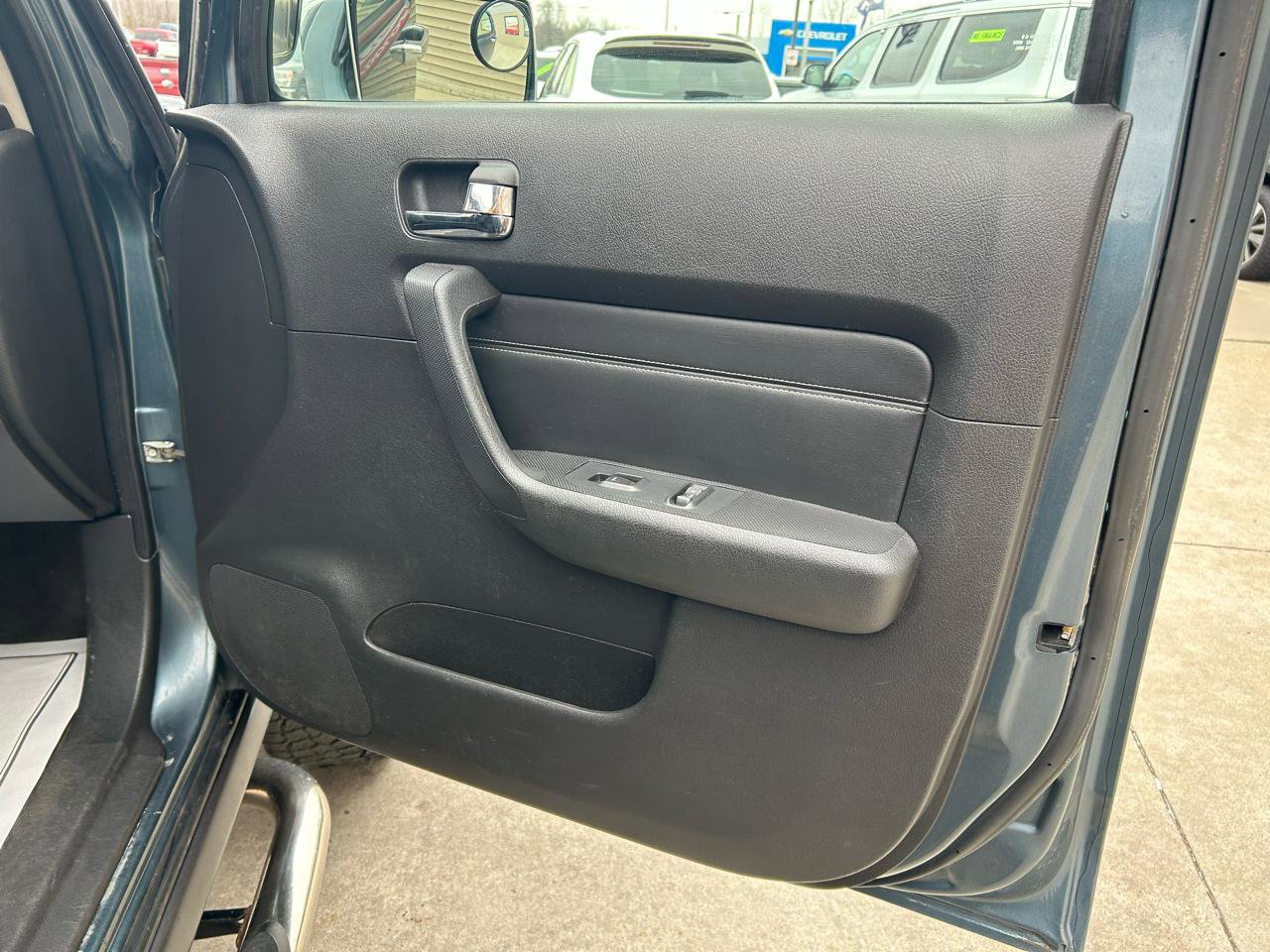 Used 2006 HUMMER H3 Sport Utility image 16