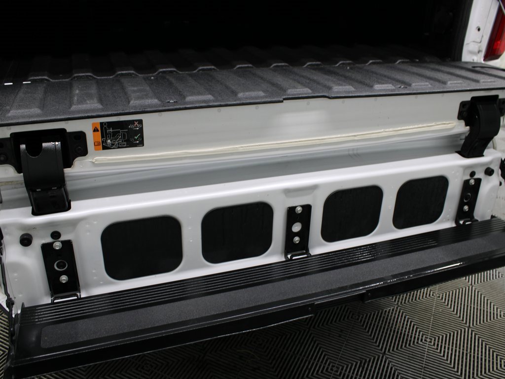 Used 2023 Chevrolet Silverado 2500 High Country w/ Z71 Off-Road Package image 48