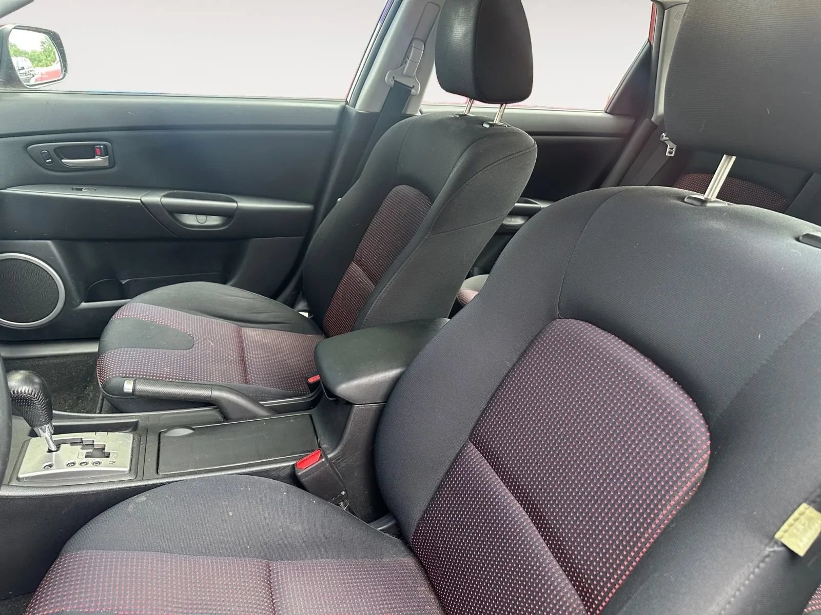 Used 2006 MAZDA MAZDA3 s Touring FWD image 10