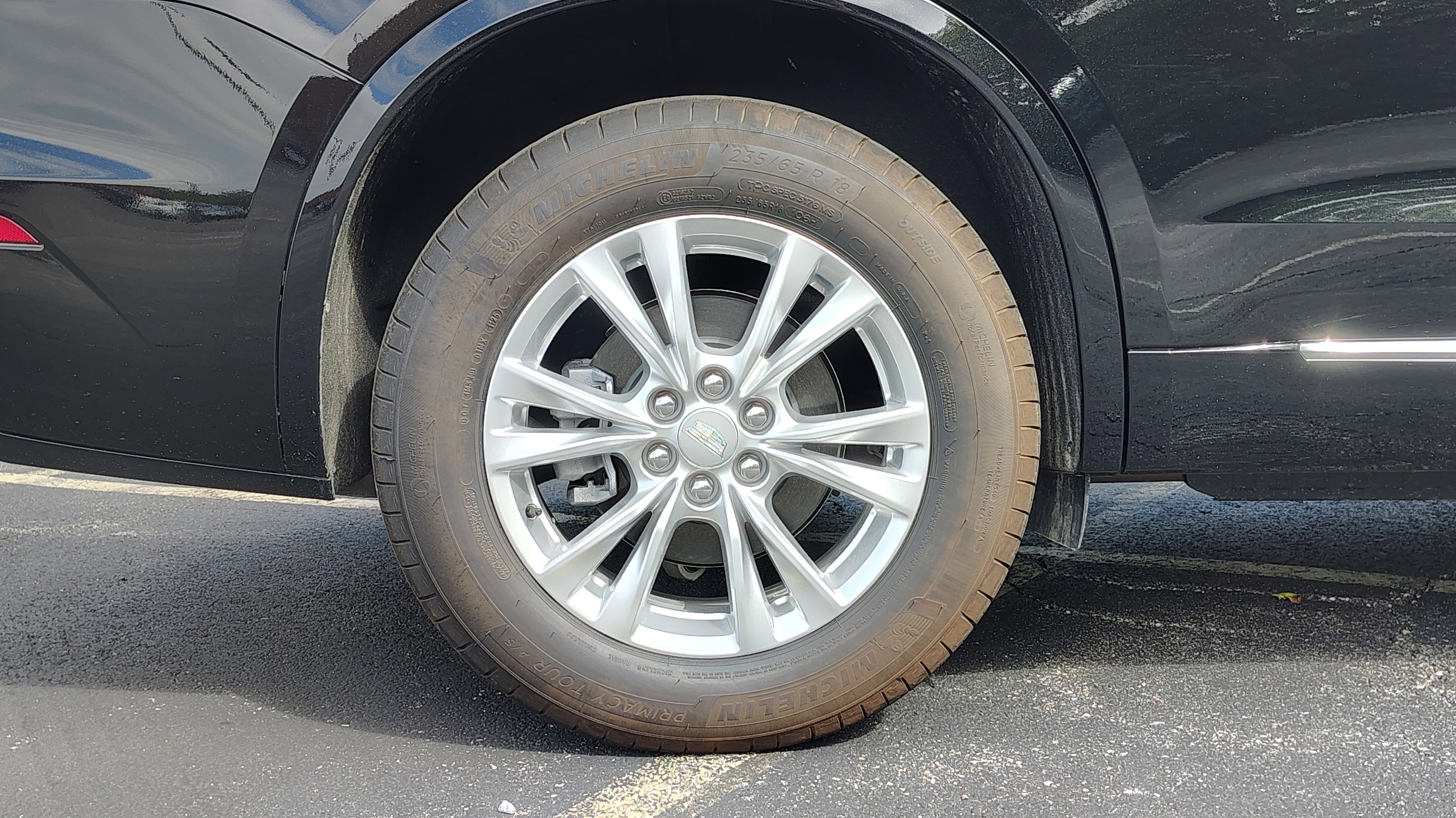 New 2025 Cadillac XT6 Luxury w/ LPO, Premium Carpet Package image 30