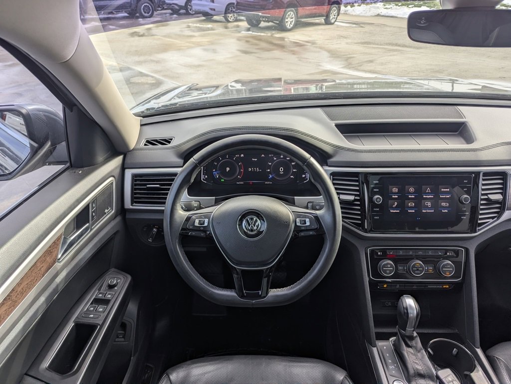 Used 2019 Volkswagen Atlas SEL Premium image 3