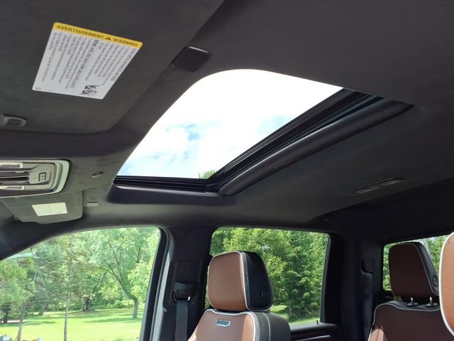 New 2026 GMC Sierra 3500 Denali Ultimate AWD/4WD image 16