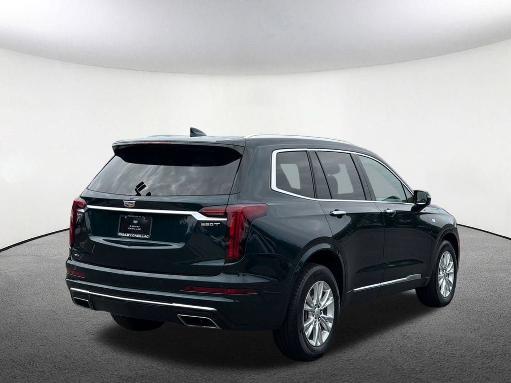 Certified 2024 Cadillac XT6 Luxury w/ LPO, Floor Liner Package AWD/4WD image 20
