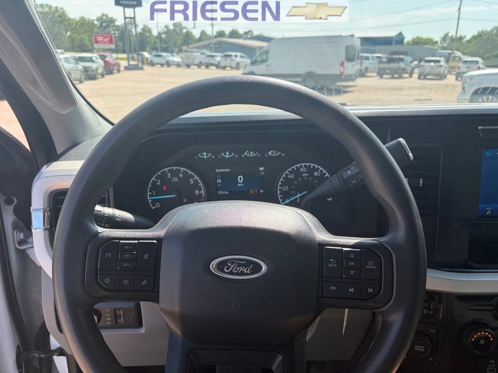 Used 2024 Ford F350 XLT w/ FX4 Off-Road Package AWD/4WD image 13