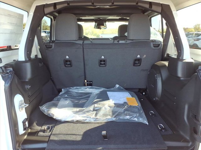 New 2026 Jeep Wrangler Sport S image 18