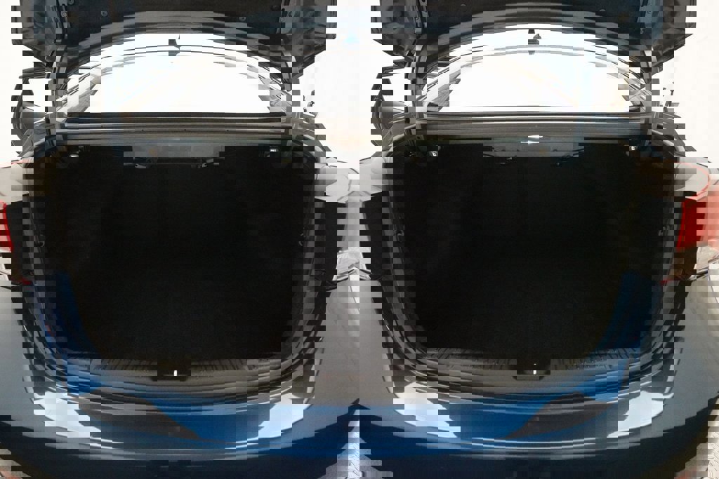 Used 2016 Hyundai Elantra SE image 10