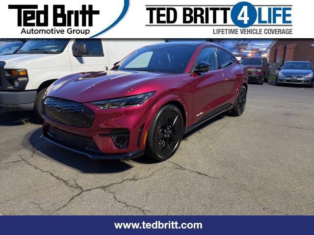 Used 2025 Ford Mustang Mach-E GT image 1