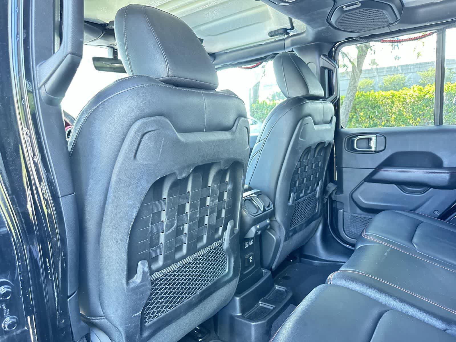 Used 2018 Jeep Wrangler Unlimited Rubicon AWD/4WD image 13