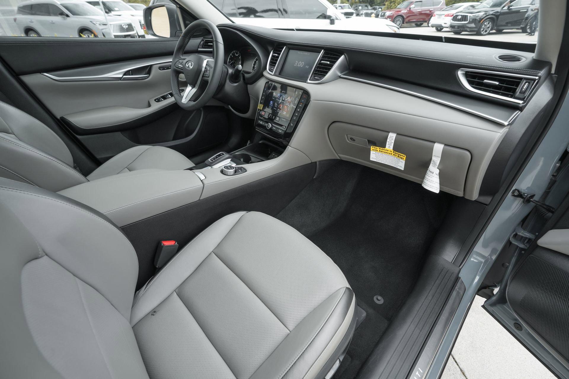 Used 2025 INFINITI QX50 Luxe image 36