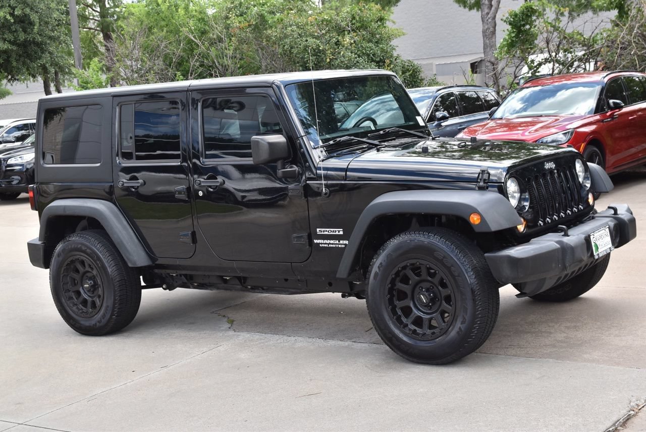 Used 2017 Jeep Wrangler Unlimited Sport w/ Quick Order Package 24S AWD/4WD image 5