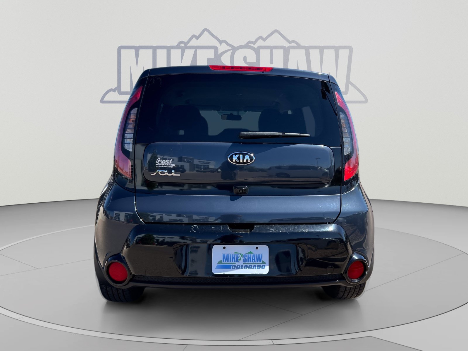 Used 2016 Kia Soul + FWD image 5