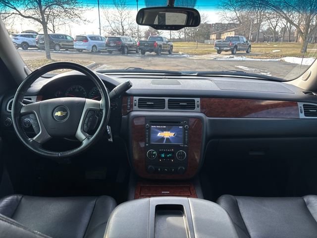 Used 2013 Chevrolet Avalanche LTZ image 13
