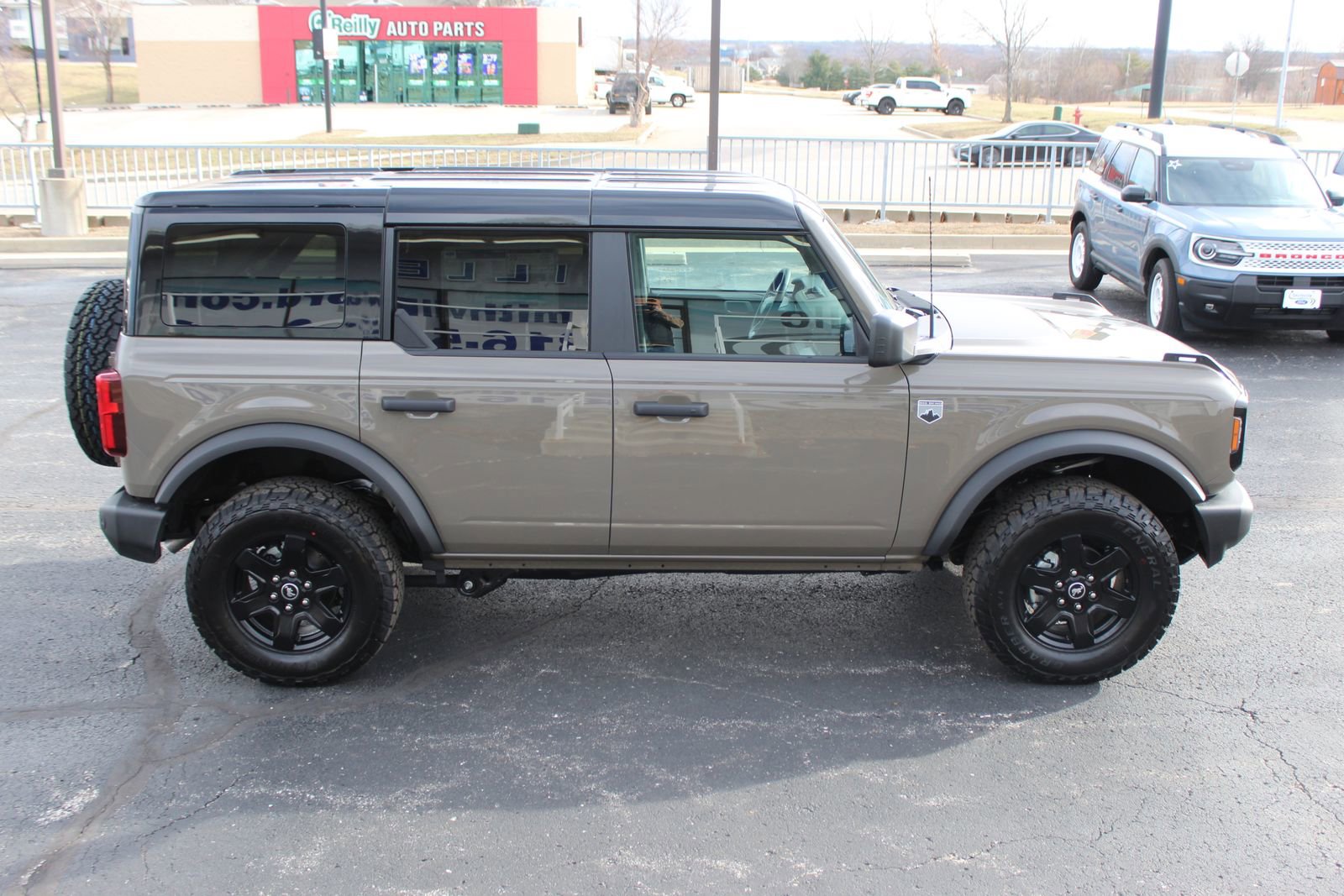 New 2025 Ford Bronco Big Bend image 9