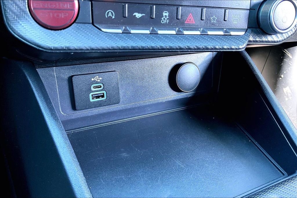 Used 2024 Ford Mustang Coupe RWD image 15