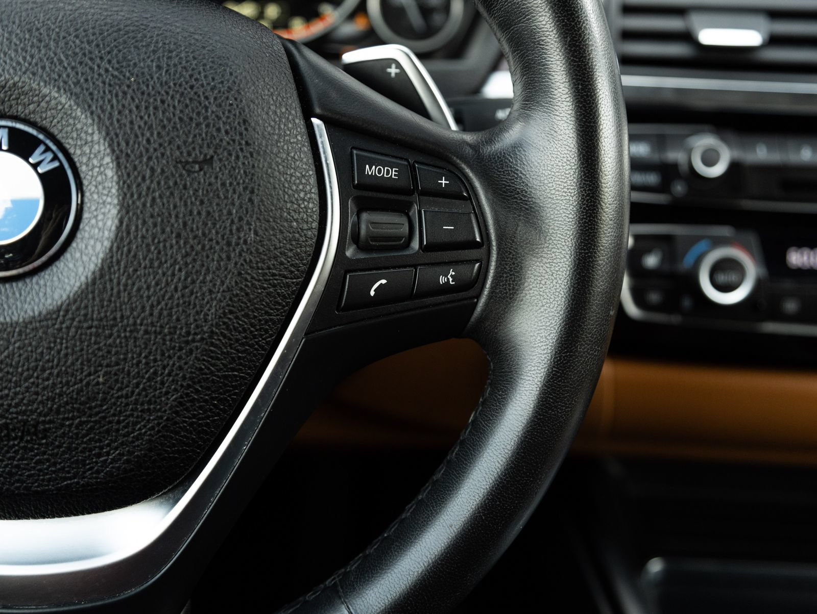 Used 2018 BMW 430i Convertible RWD image 18
