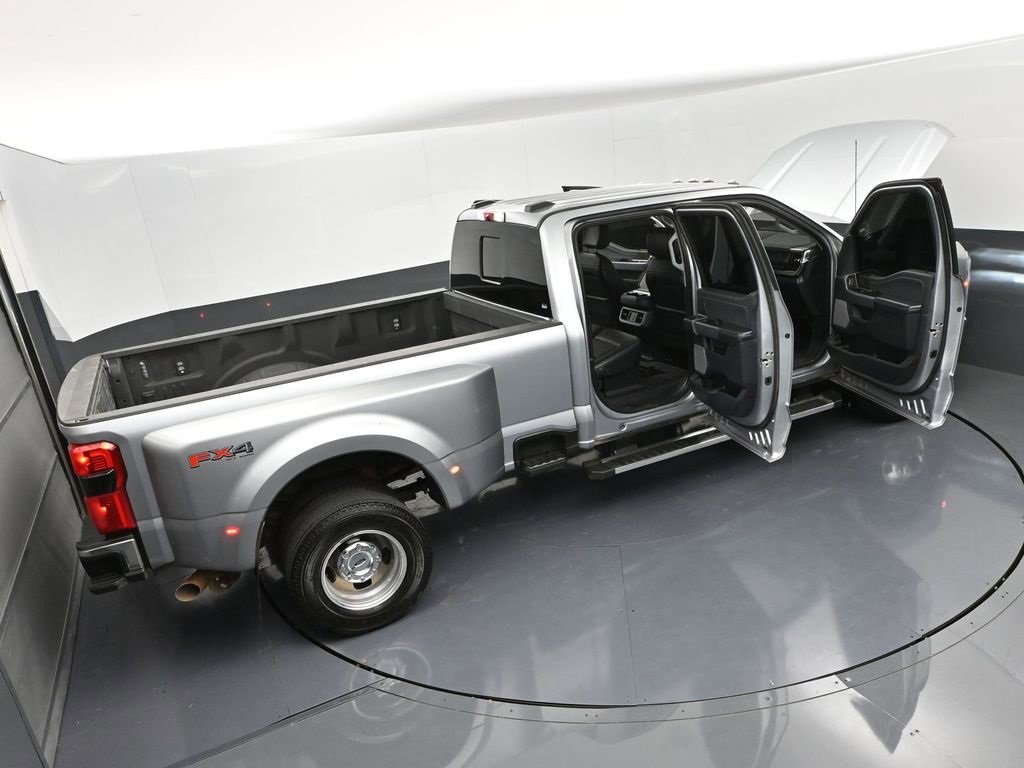 Used 2024 Ford F350 Lariat image 49