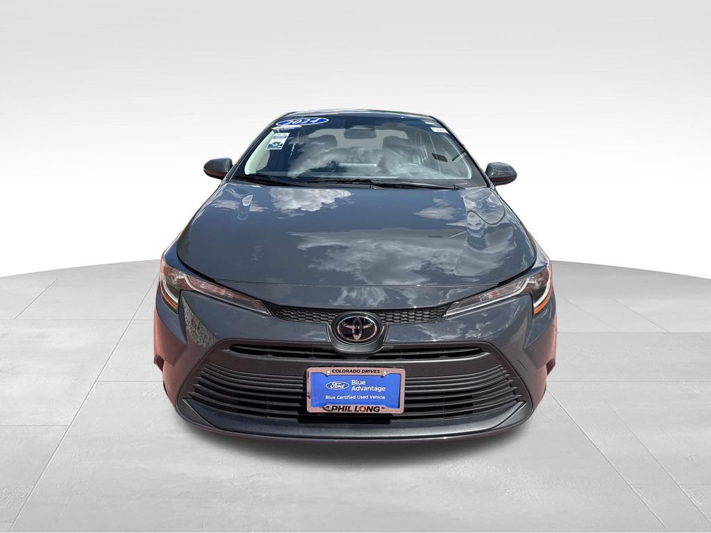 Used 2024 Toyota Corolla LE FWD image 2