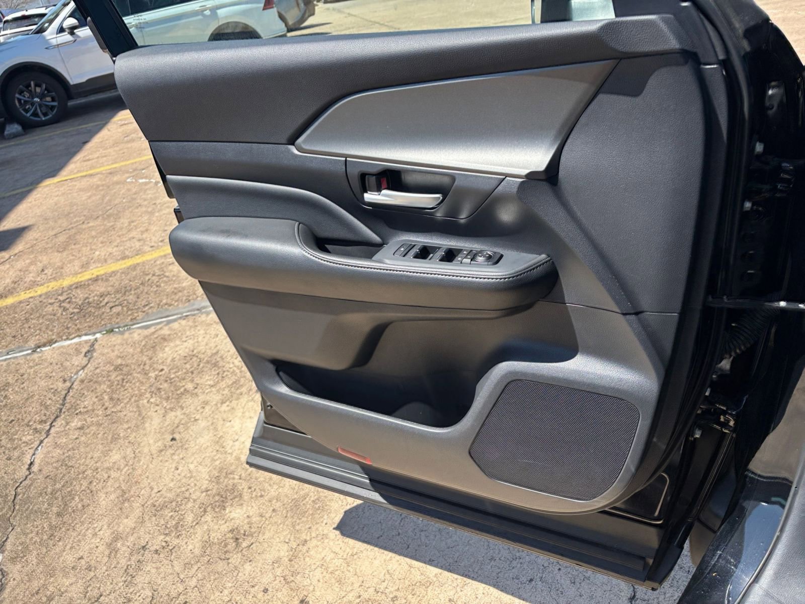 Used 2025 Toyota Grand Highlander FWD image 18