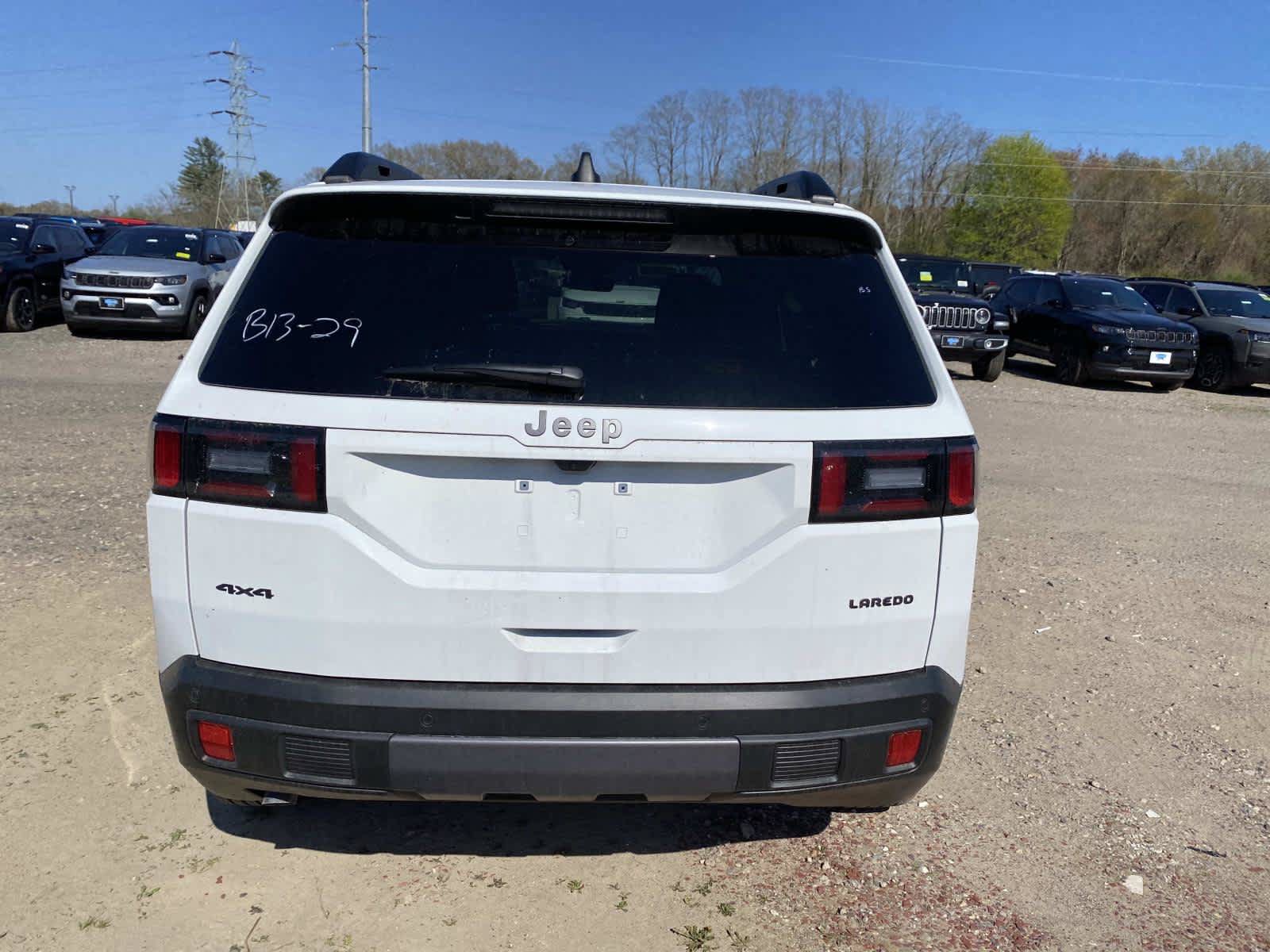 New 2026 Jeep Cherokee Laredo AWD/4WD image 4