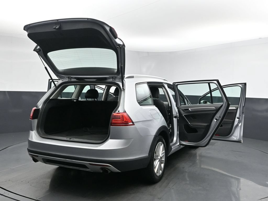 Used 2017 Volkswagen Golf Alltrack S AWD/4WD image 26