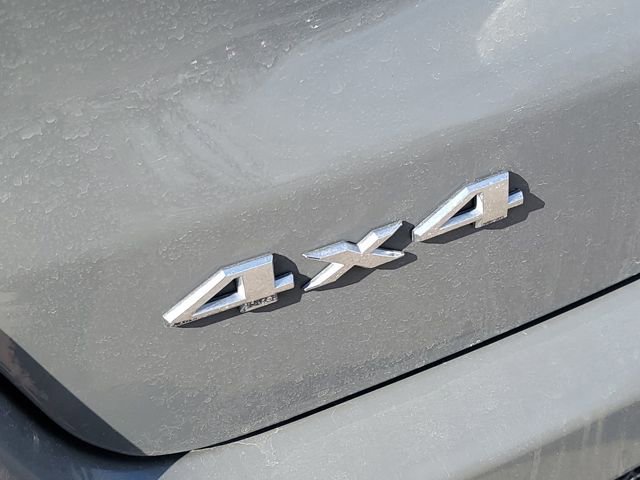 Used 2024 Jeep Compass Limited image 38