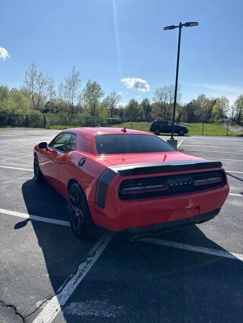 Used 2018 Dodge Challenger R/T Scat Pack RWD image 4