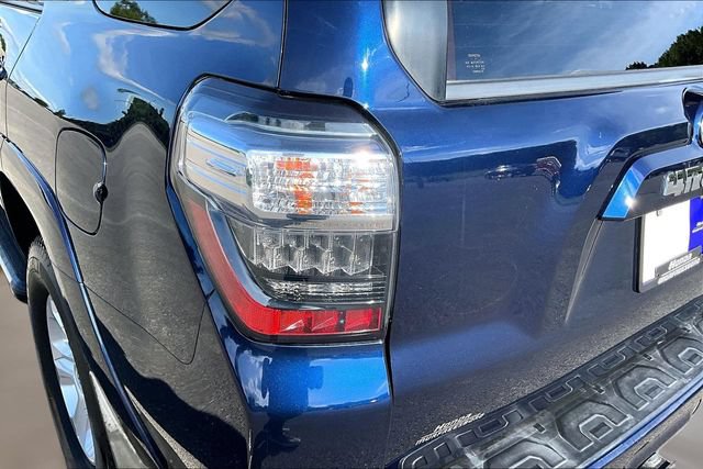Used 2017 Toyota 4Runner SR5 Premium AWD/4WD image 22