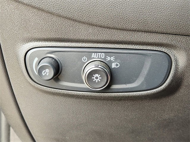 Used 2024 Chevrolet Equinox LS w/ Midnight Edition image 21