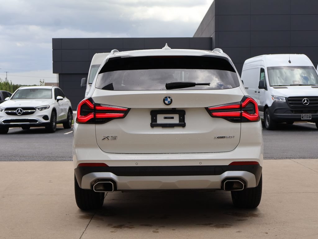 Used 2024 BMW X3 xDrive30i w/ Premium Package AWD/4WD image 6