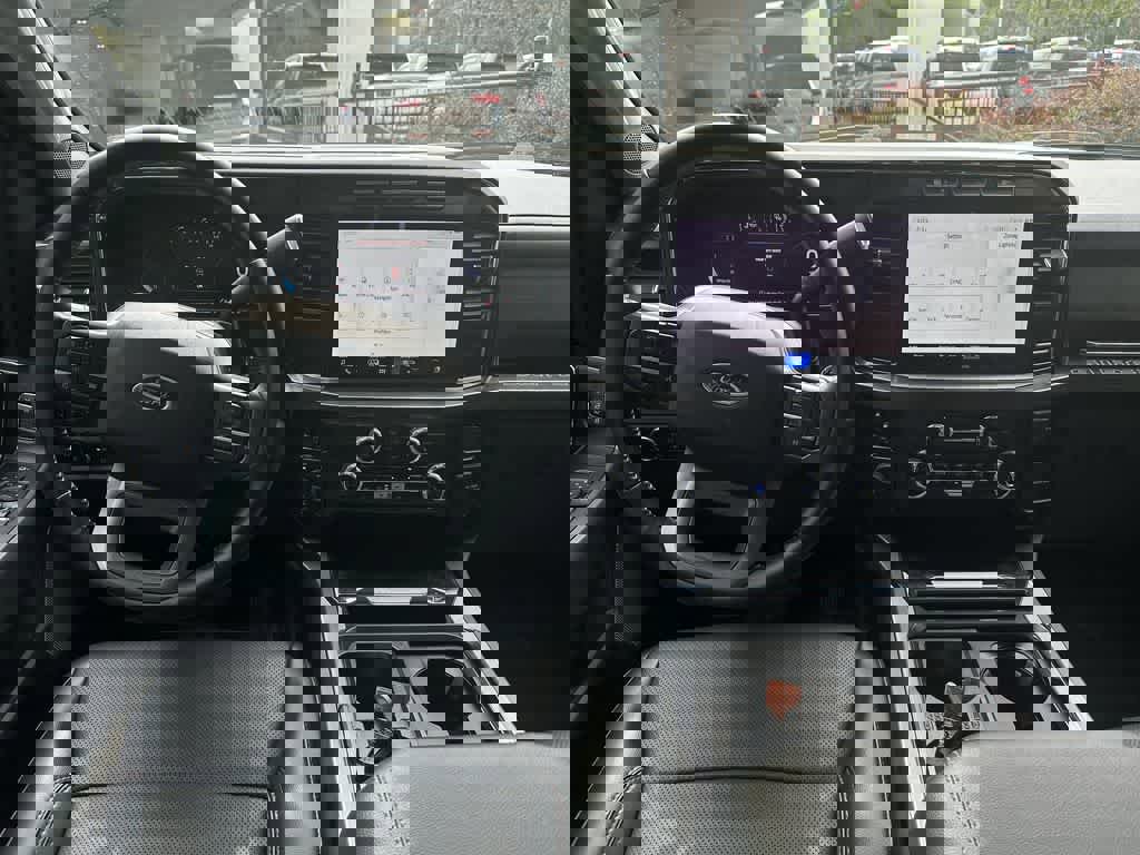 Used 2024 Ford F250 Lariat w/ Black Appearance Package image 41