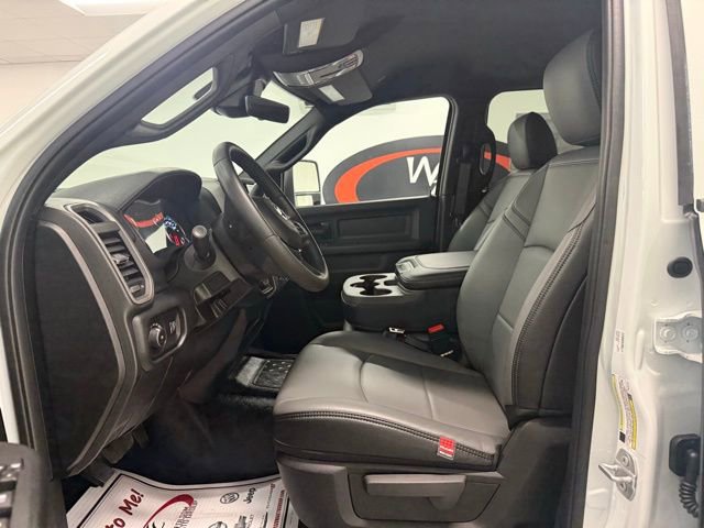 New 2026 RAM 3500 Tradesman w/ Chrome Appearance Group A AWD/4WD image 8