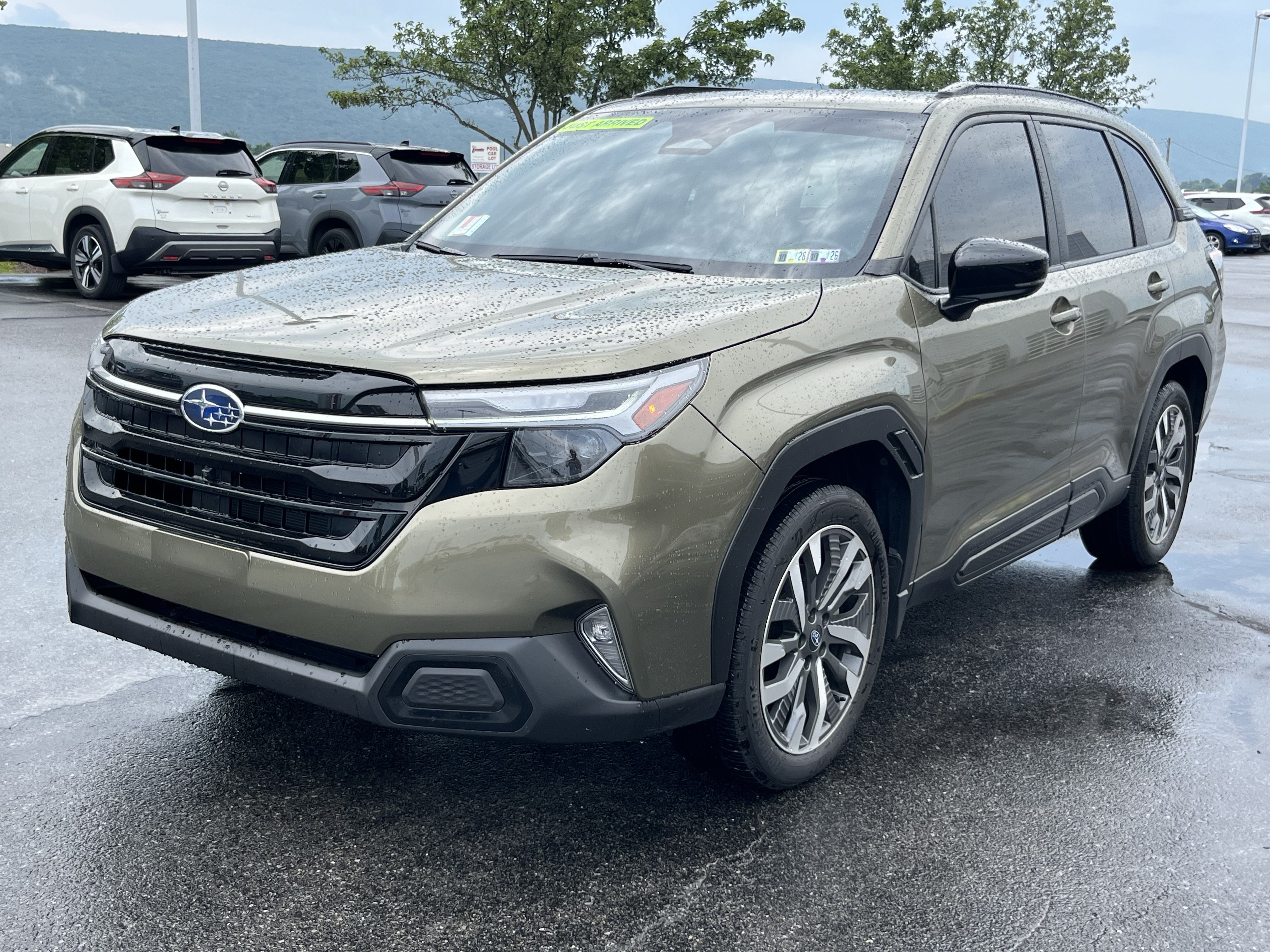 Used 2025 Subaru Forester Touring AWD/4WD image 11