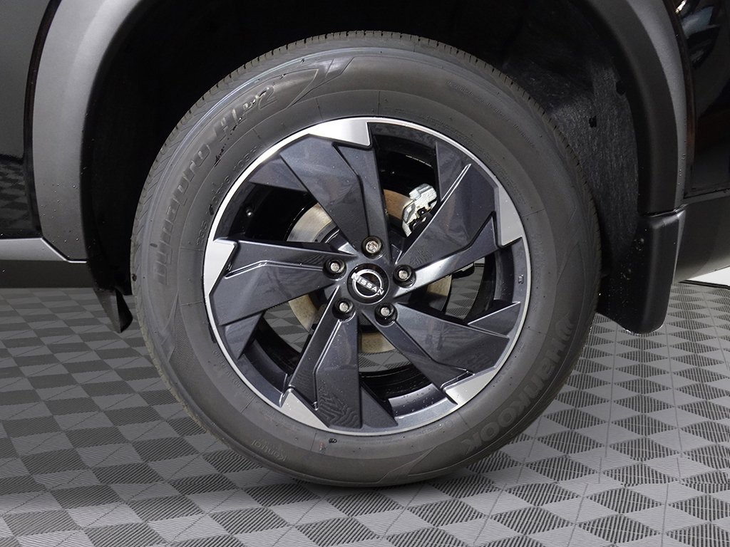 New 2026 Nissan Rogue SV image 10