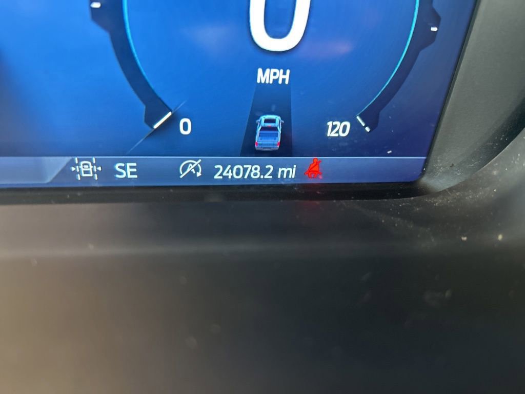 Used 2024 Ford F150 XLT w/ FX4 Off-Road Package image 23