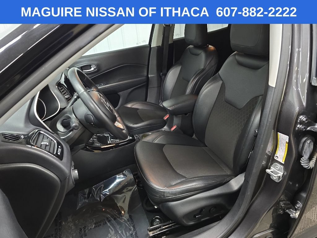 Used 2020 Jeep Compass Latitude AWD/4WD image 29
