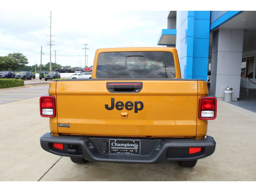 New 2026 Jeep Gladiator Sport AWD/4WD image 6