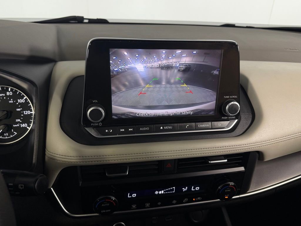 Used 2023 Nissan Rogue SV FWD image 17