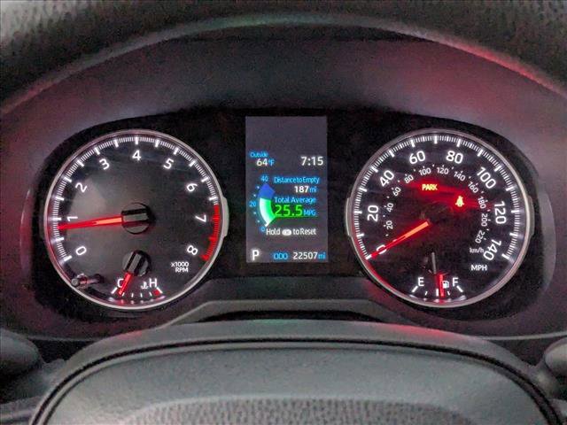 Used 2022 Toyota RAV4 LE image 3