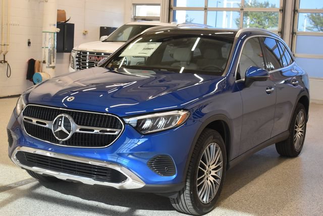 New 2027 Mercedes-Benz GLC 300 4MATIC image 9