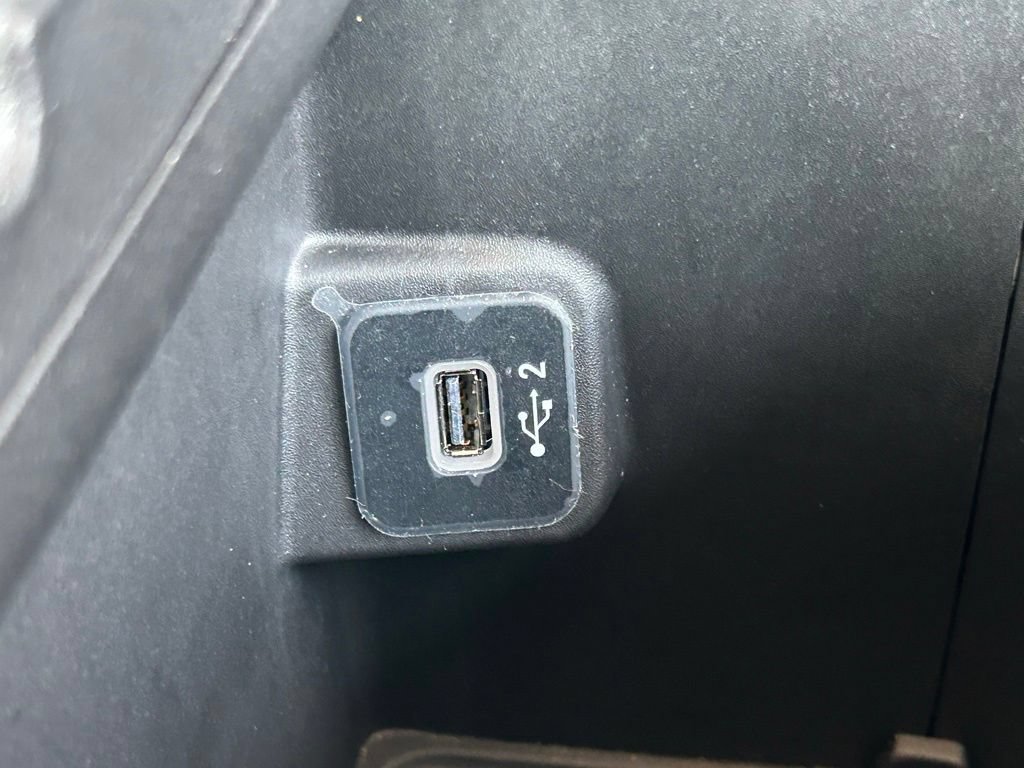Used 2025 Jeep Wrangler Unlimited Sahara AWD/4WD image 47