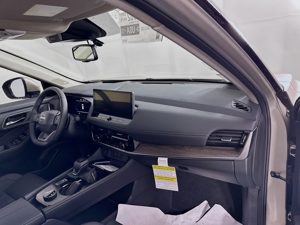 New 2026 Nissan Rogue Platinum image 38