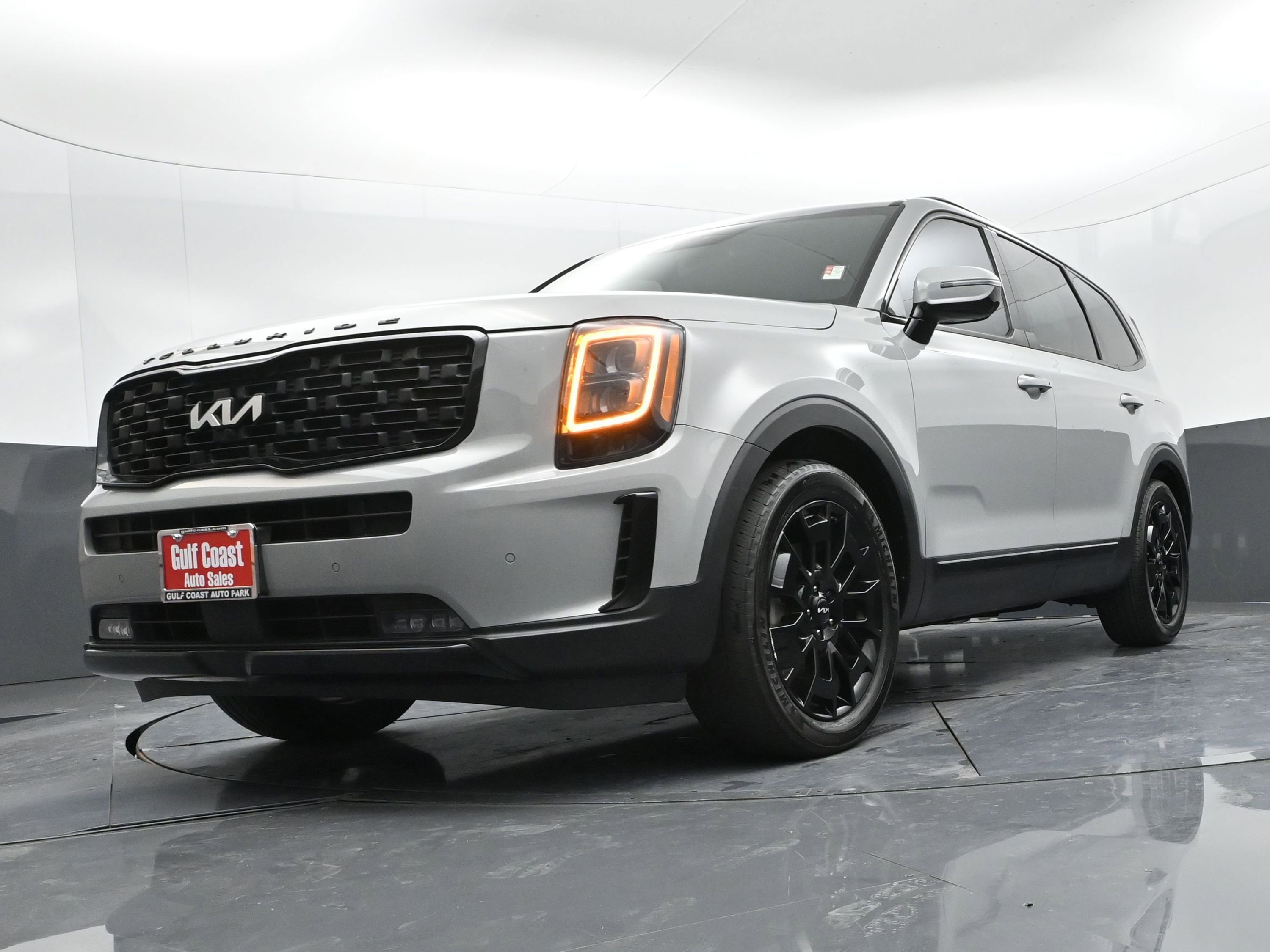 Used 2022 Kia Telluride SX w/ SX Prestige Package image 35