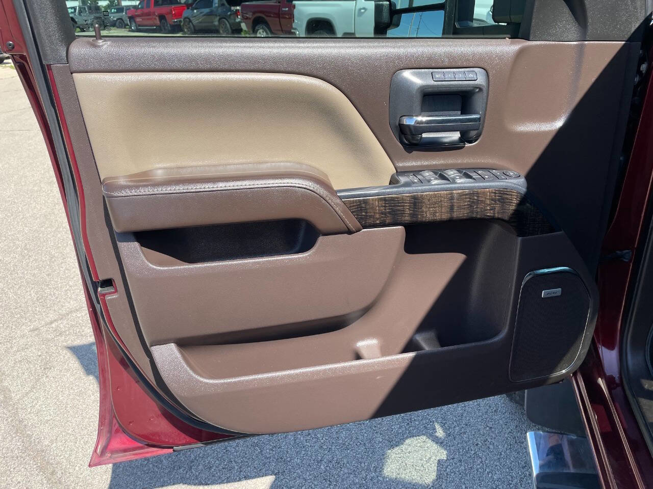 Used 2016 GMC Sierra 2500 Denali w/ Duramax Plus Package image 19