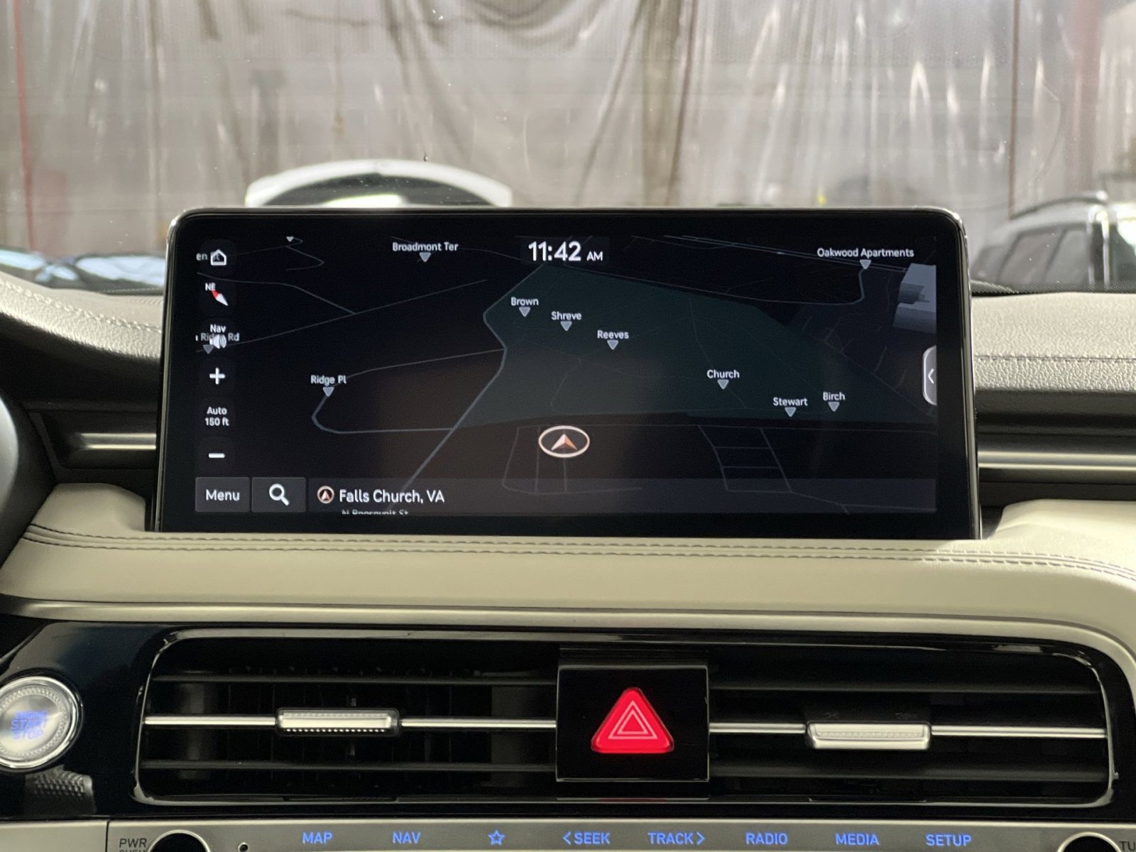 Used 2024 Genesis G70 2.5T image 20