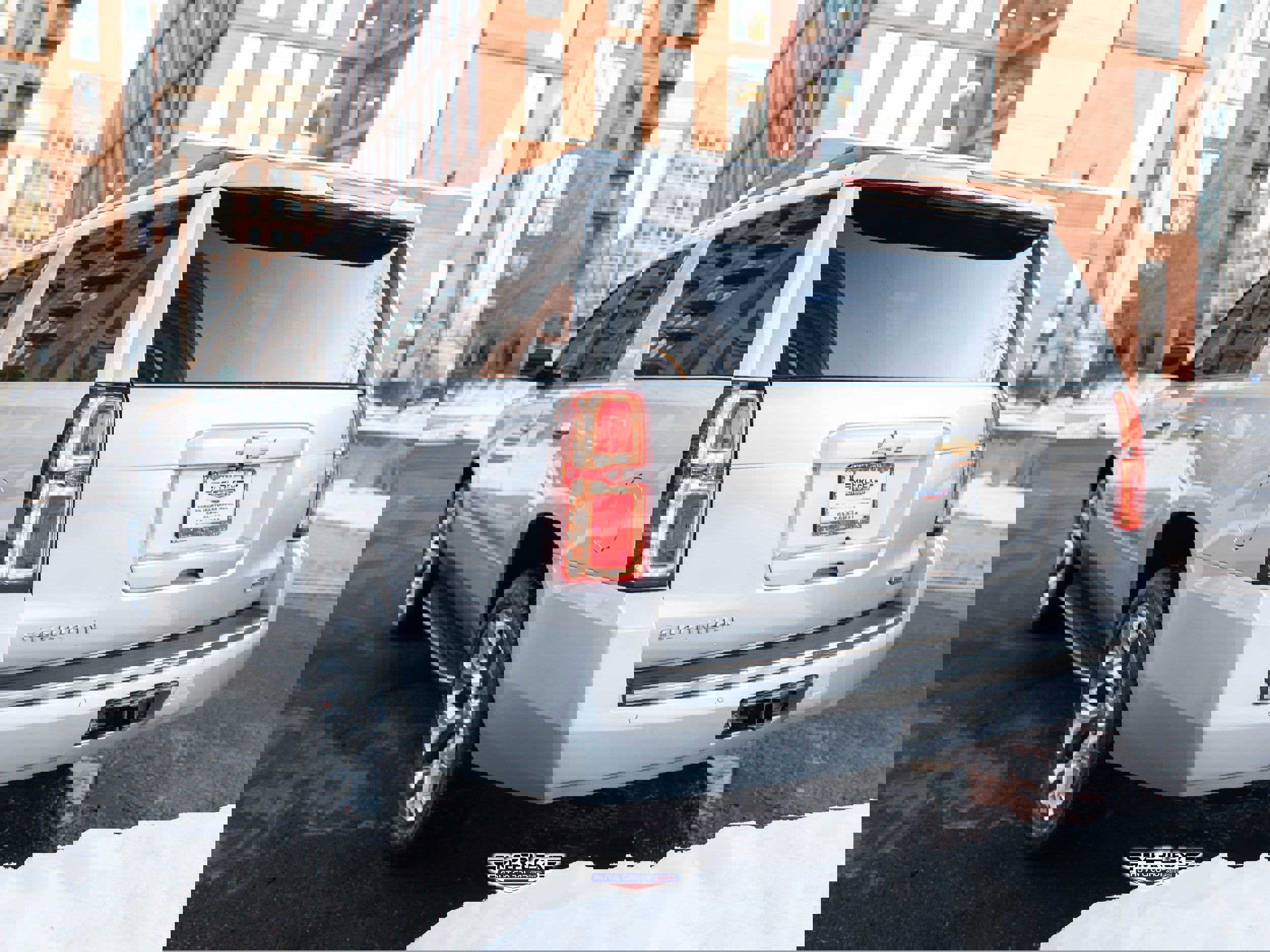 Used 2017 Chevrolet Suburban Premier image 5