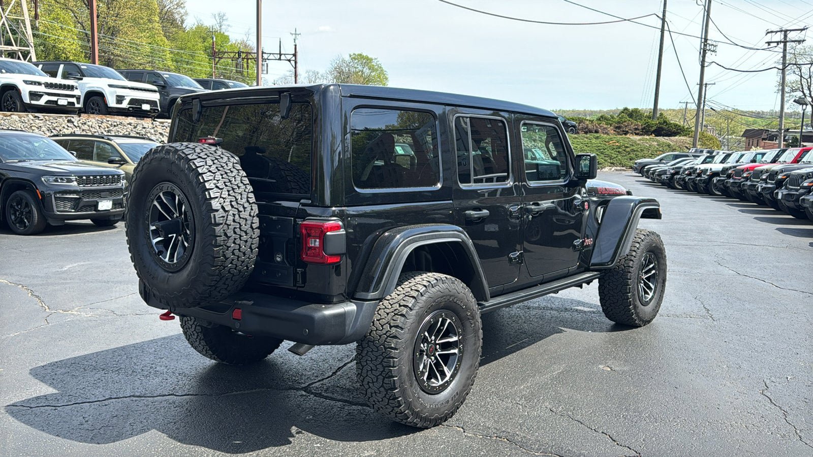 Certified 2024 Jeep Wrangler Unlimited Rubicon AWD/4WD image 8