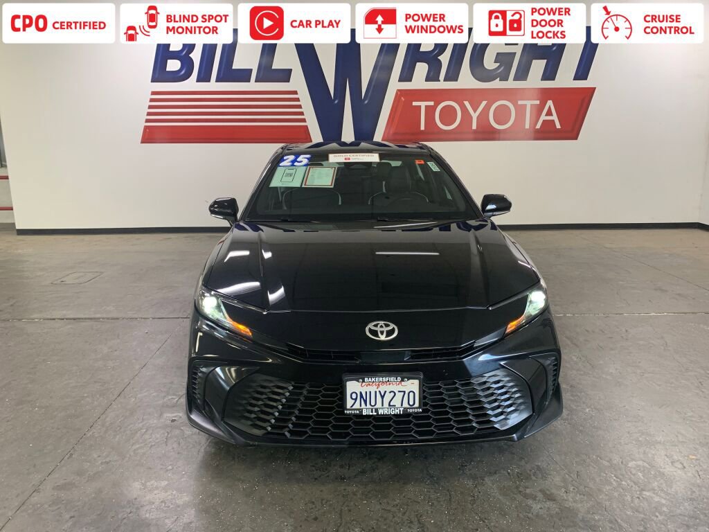 Certified 2025 Toyota Camry SE image 1