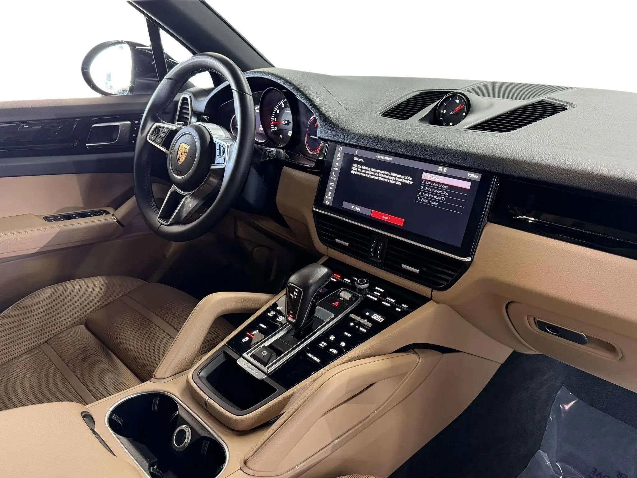 Used 2019 Porsche Cayenne S image 20